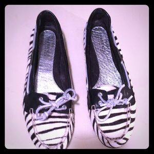 Sperry zebra print loafers size 7.5